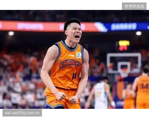 李弘权等年轻球员的崛起是上海队本赛季成功的关键，球队体系完整。